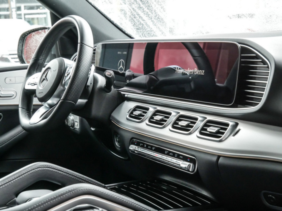 Mercedes-Benz GLE SUV 300d 4Matic AMG Line (4)