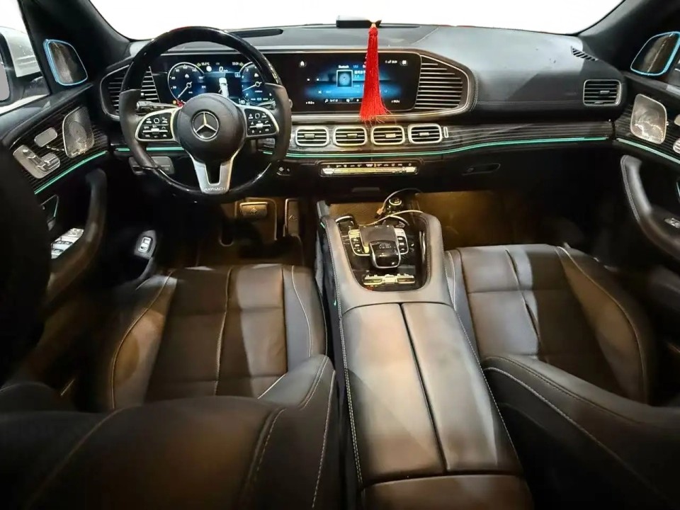 Mercedes-Benz GLS Maybach 600 - foto 8