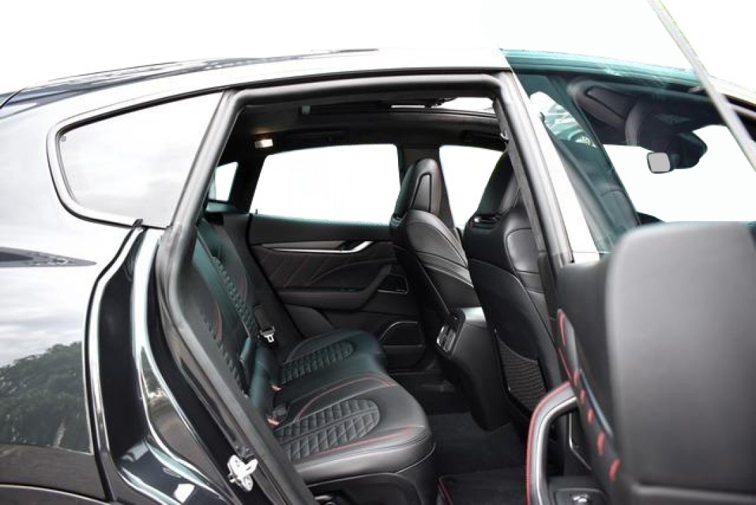 Maserati Levante Trofeo - foto 8