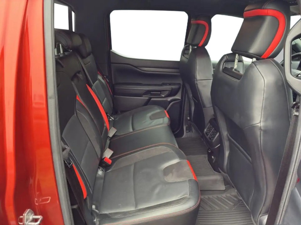 Ford Raptor - foto 6