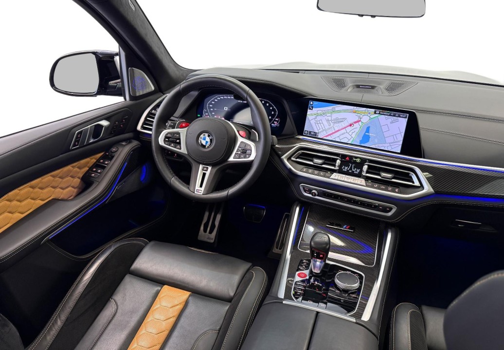 BMW X5 M Competition - foto 18