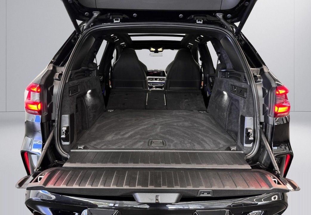 BMW X5 M Competition - foto 27