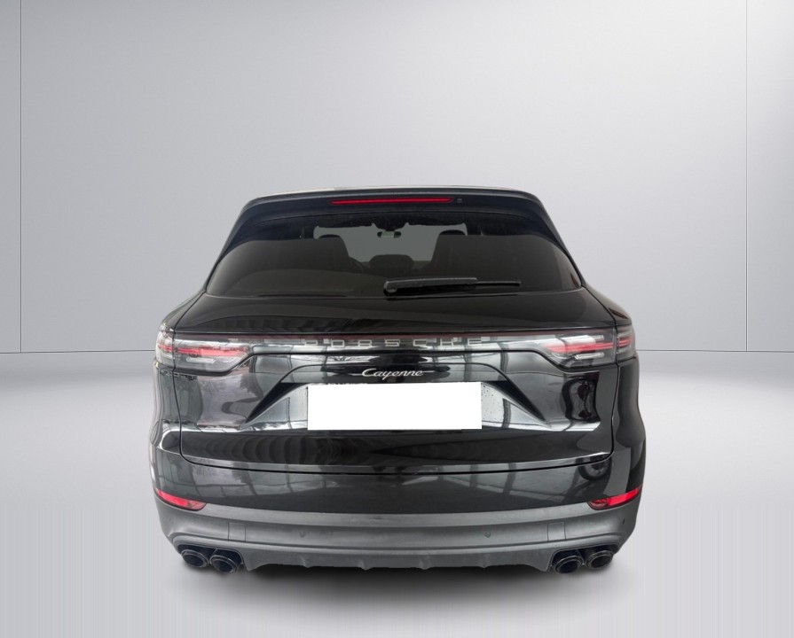 Porsche Cayenne (3)