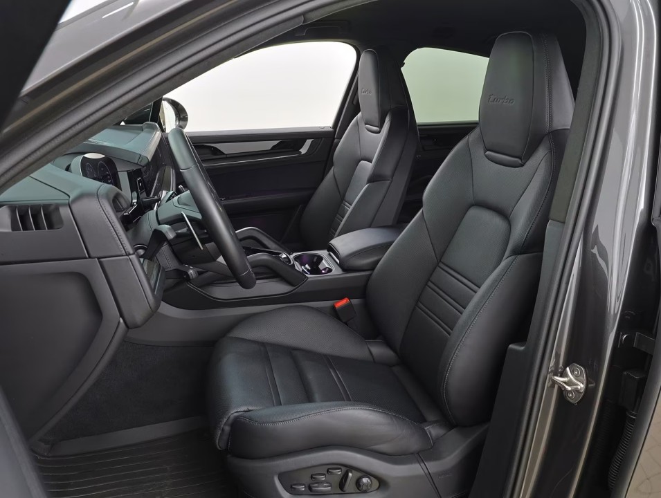 Porsche Cayenne Coupe Turbo - foto 13