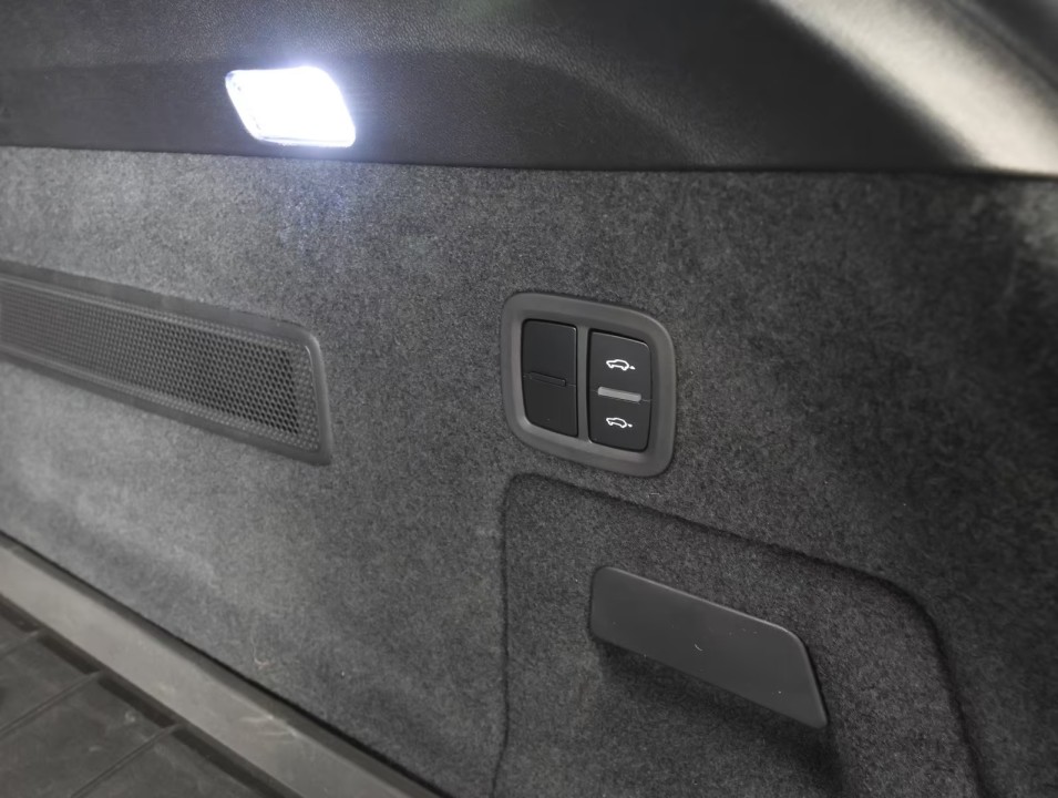 Porsche Cayenne Coupe Turbo - foto 29