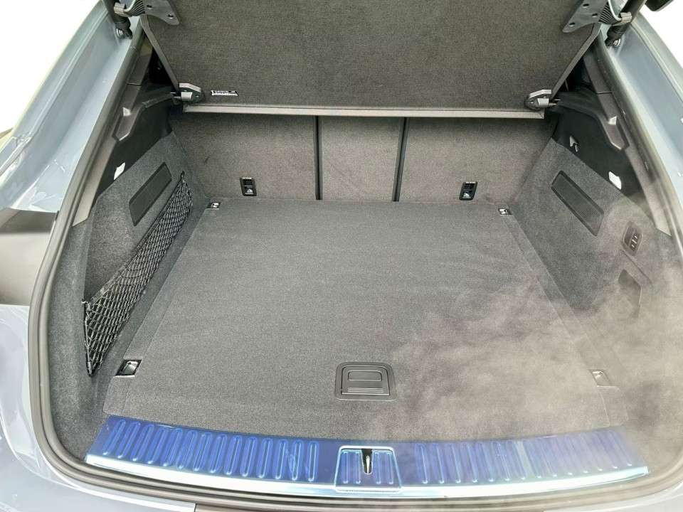 Porsche Cayenne Coupe Turbo E-Hybrid - foto 8