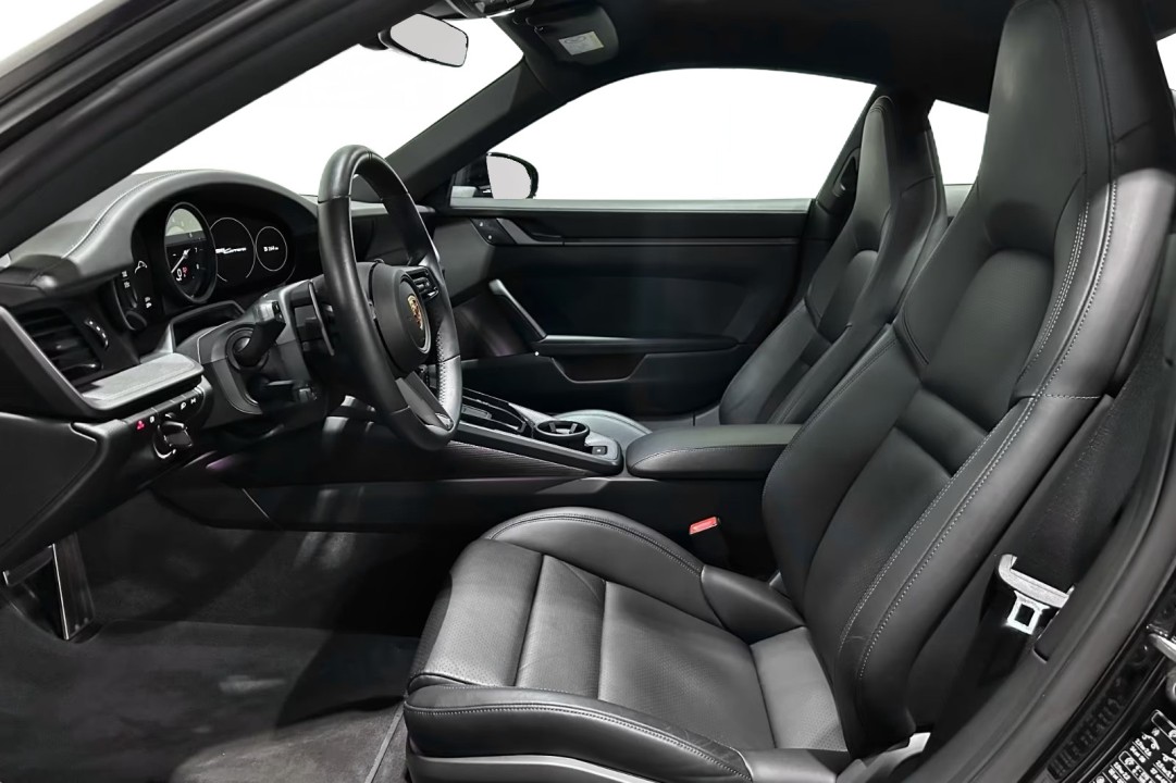 Porsche 911 Carrera - foto 8