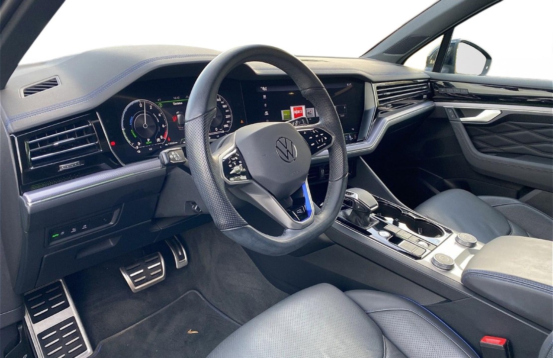 Volkswagen Touareg R eHybrid - foto 12
