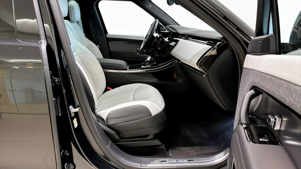 Land Rover Range Rover Sport 460e Dynamic SE - foto 6