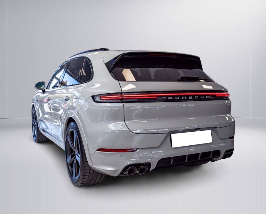 Porsche Cayenne Turbo E-Hybrid (3)