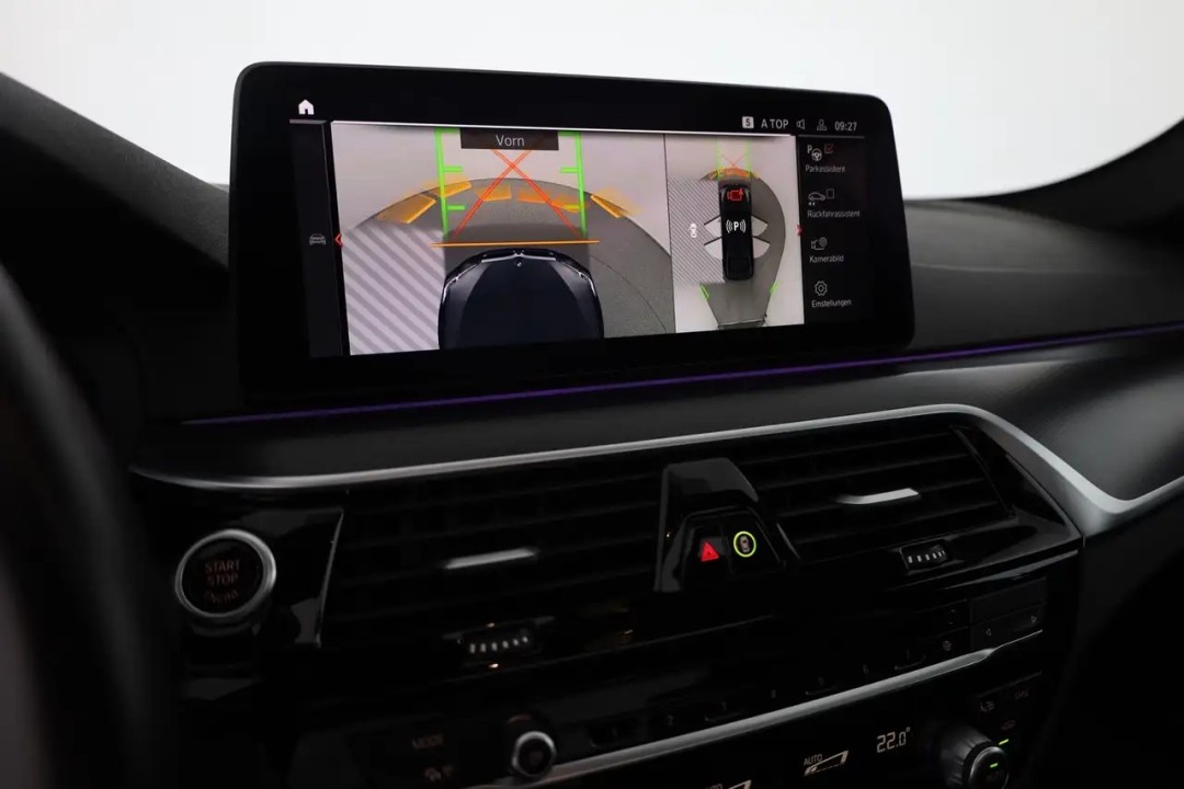 BMW Seria 5 xDrive520d M-Sport - foto 23