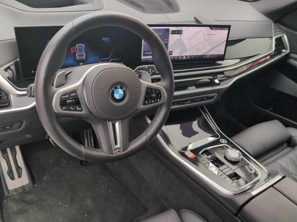 BMW X5 M60i - foto 6