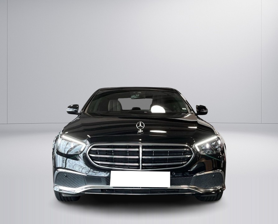 Mercedes-Benz E 300e 4MATIC - foto 7