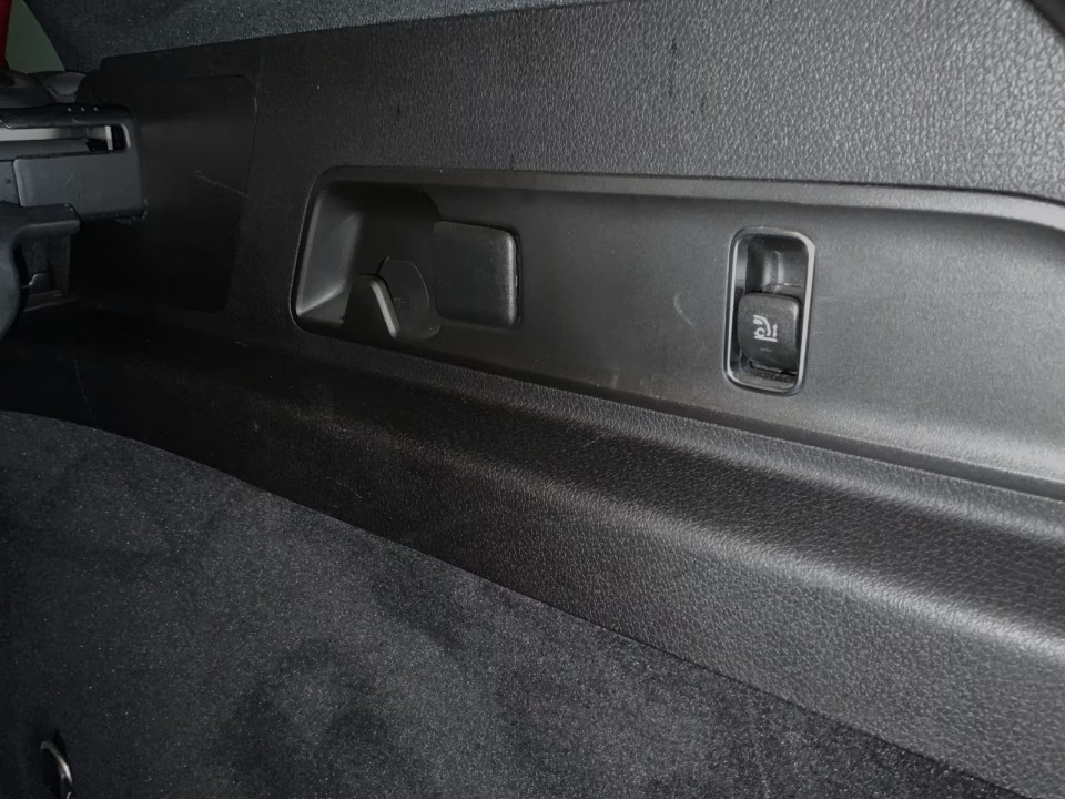 Mercedes-Benz GLE AMG 53 4MATIC+ - foto 27