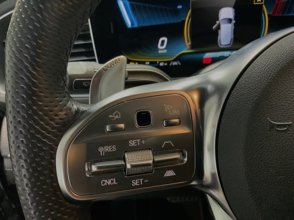 Mercedes-Benz GLE AMG 53 4MATIC+ - foto 12