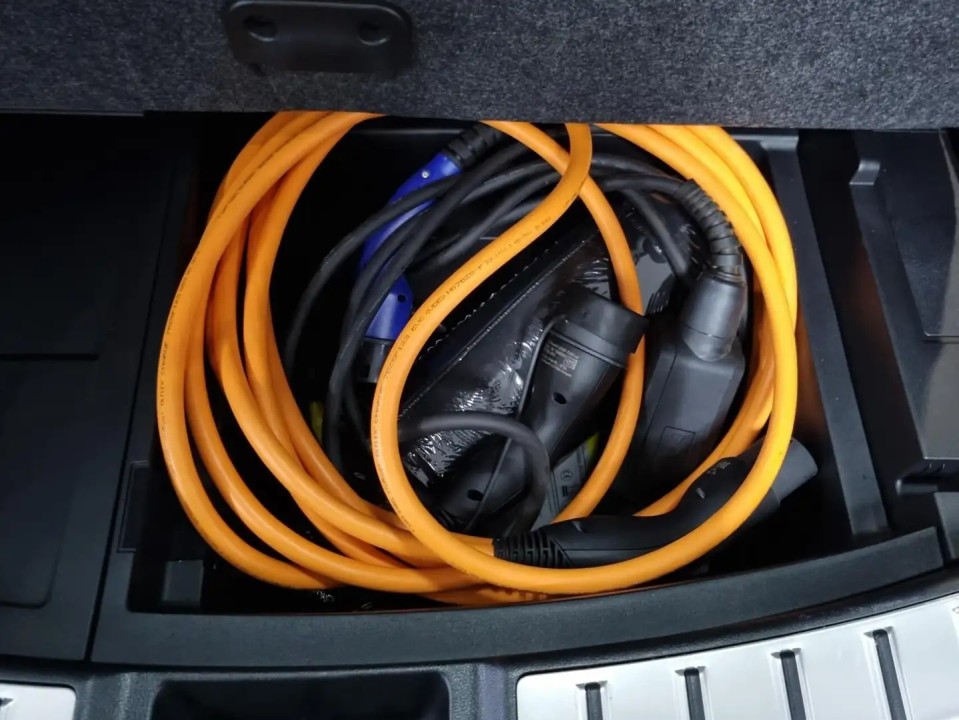 Lexus Seria NX 450h+ - foto 38