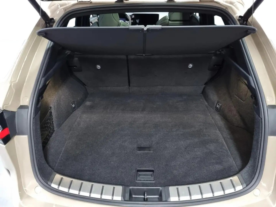 Lexus Seria NX 450h+ - foto 47