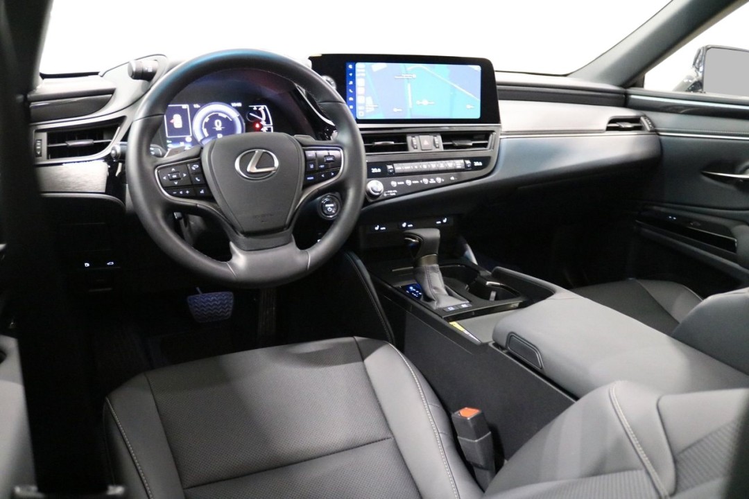 Lexus Seria ES 300h Limited Edition - foto 17