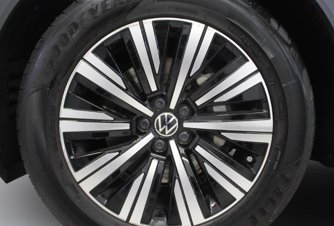 Volkswagen Touareg 3.0 TDI Elegance - foto 13