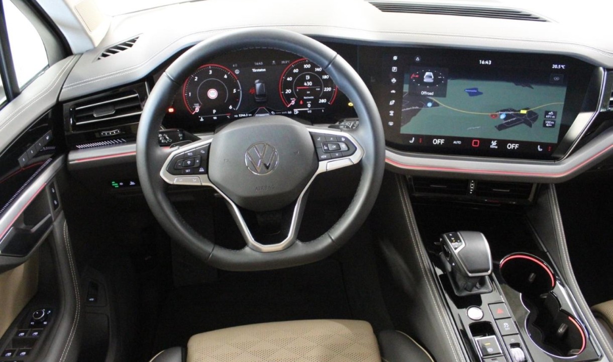 Volkswagen Touareg 3.0 TDI Elegance - foto 7