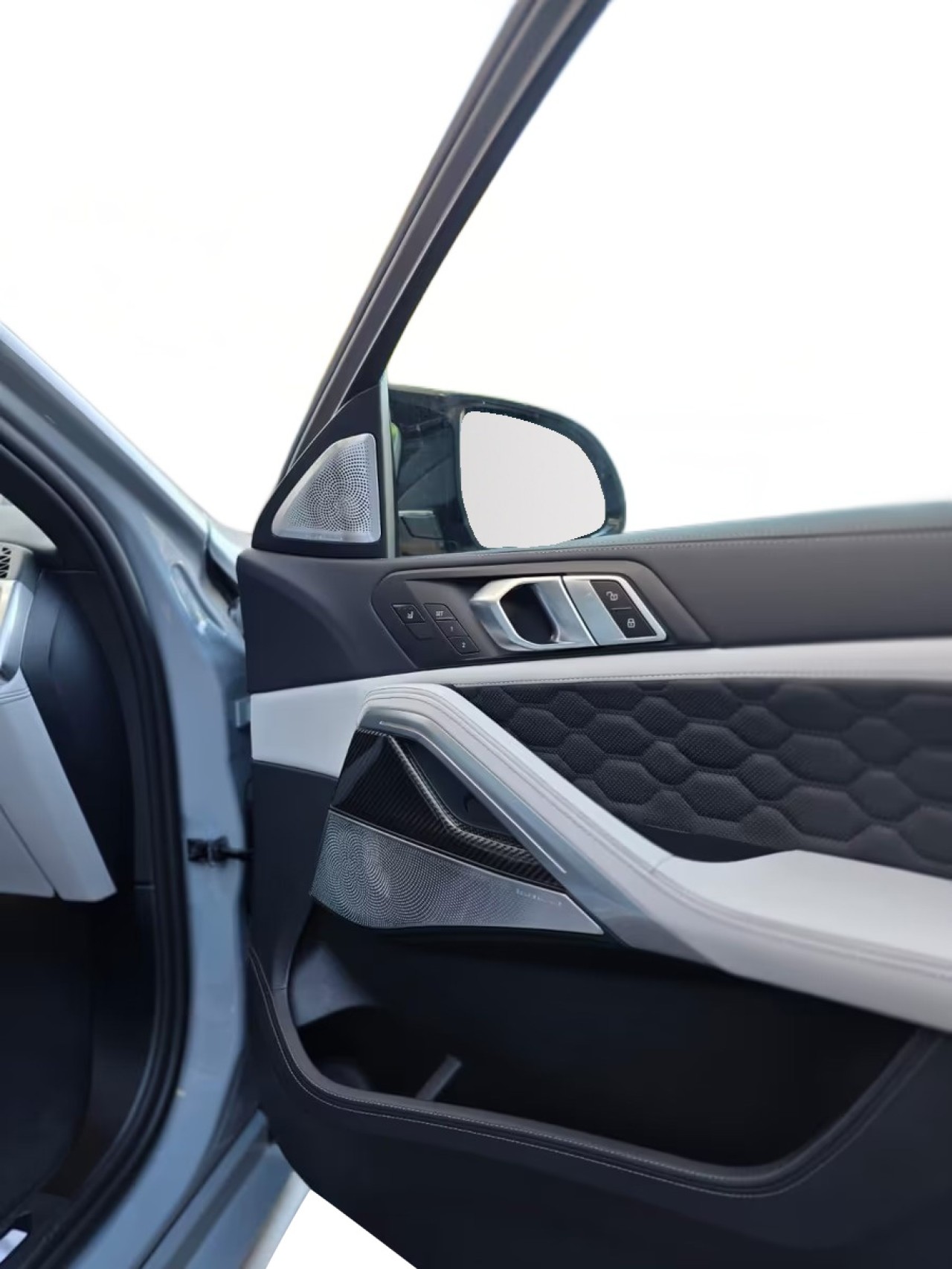 BMW X6 M Competition - foto 11