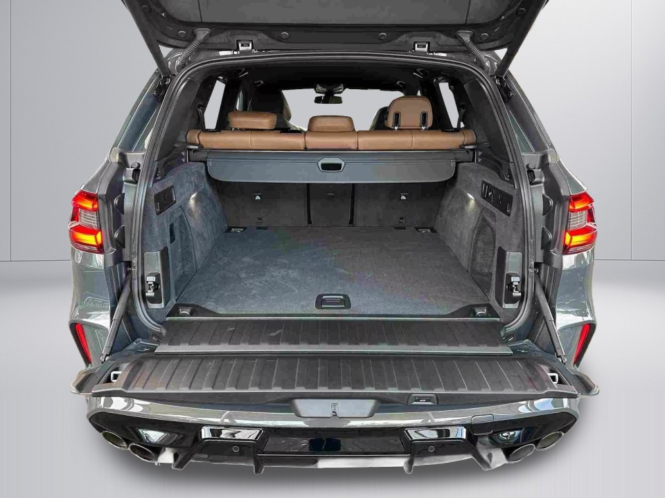 BMW X5 M xDrive Competition - foto 11