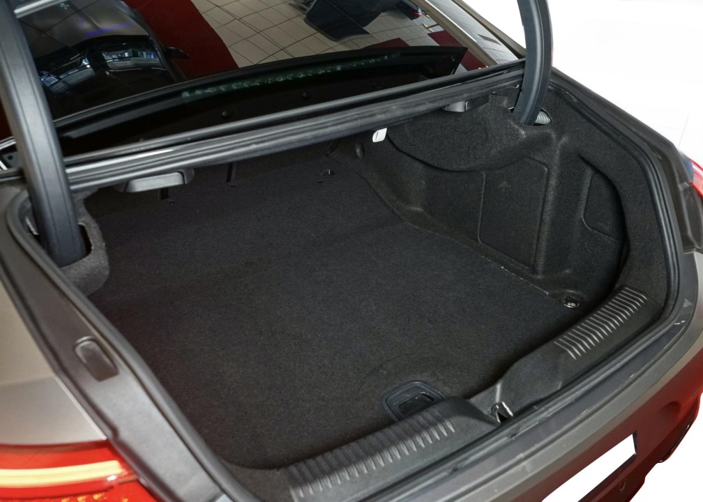 Mercedes-Benz GLS Mercedes-Benz CLS 400d 4MATIC AMG - foto 38