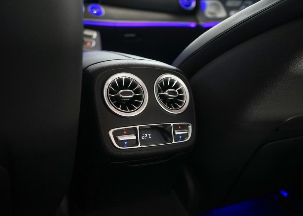 Mercedes-Benz GLS Mercedes-Benz CLS 400d 4MATIC AMG - foto 26