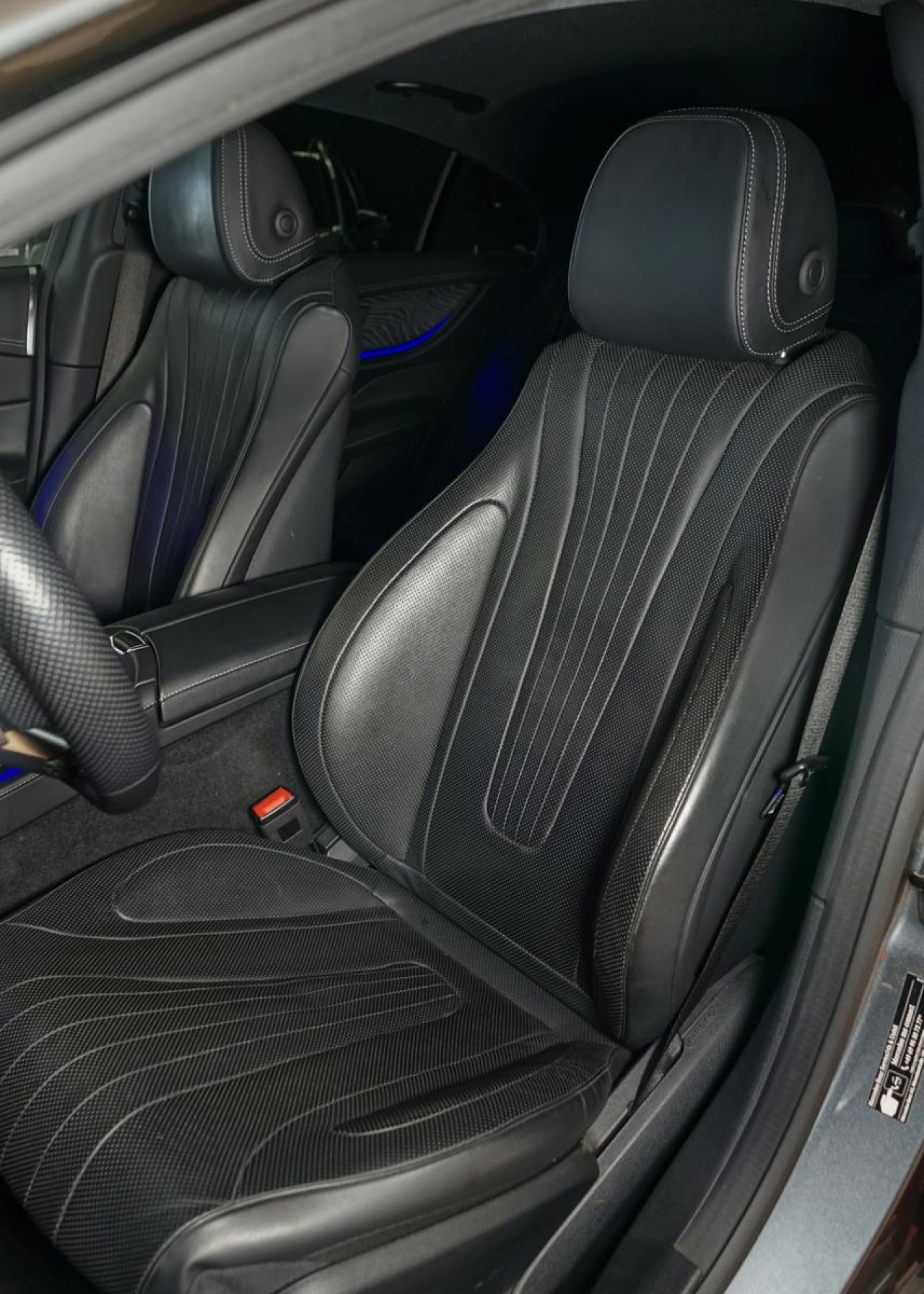 Mercedes-Benz GLS Mercedes-Benz CLS 400d 4MATIC AMG - foto 15