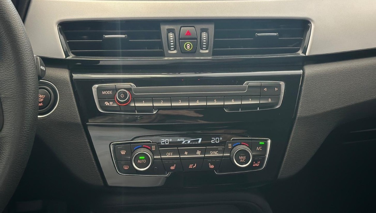 BMW X1 sDrive18d - foto 26