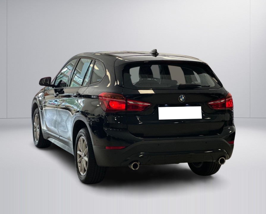 BMW X1 sDrive18d - foto 7