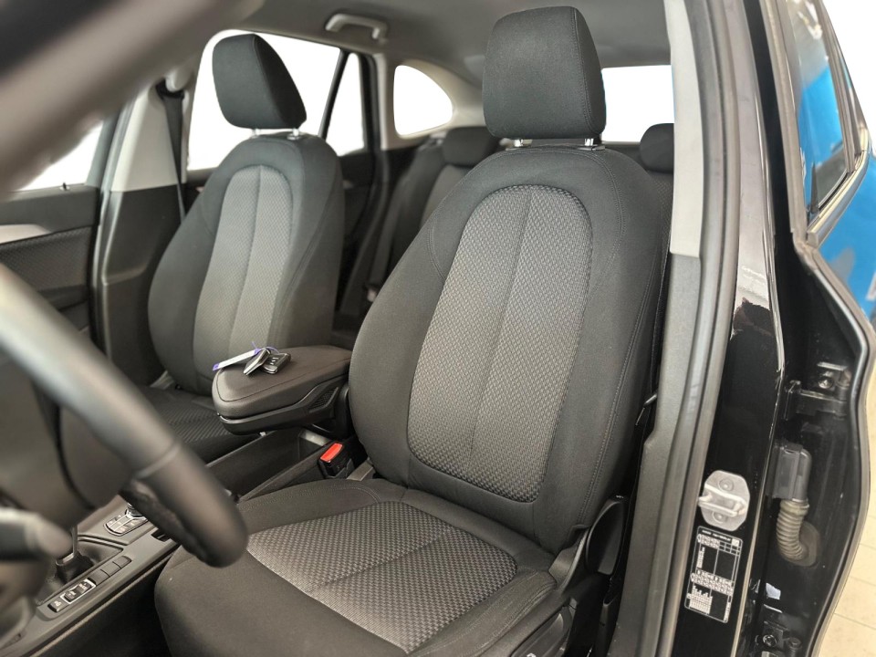 BMW X1 sDrive18d - foto 18
