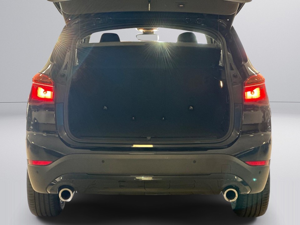 BMW X1 sDrive18d - foto 29