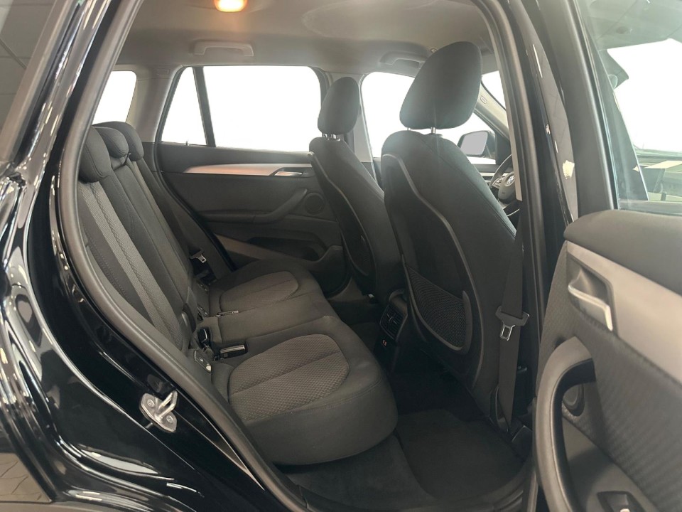 BMW X1 sDrive18d - foto 16
