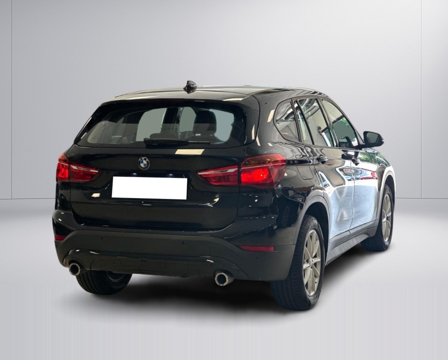 BMW X1 sDrive18d (4)