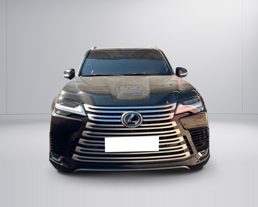 Lexus Seria LX 600