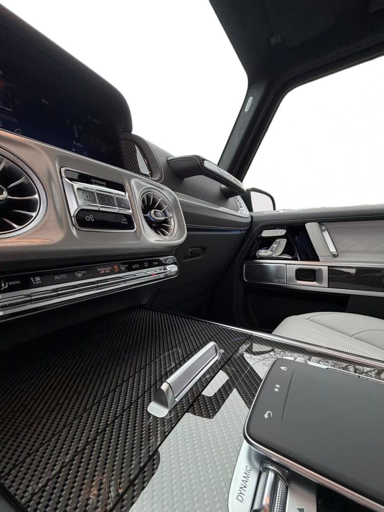 Mercedes-Benz G 63 AMG - foto 12