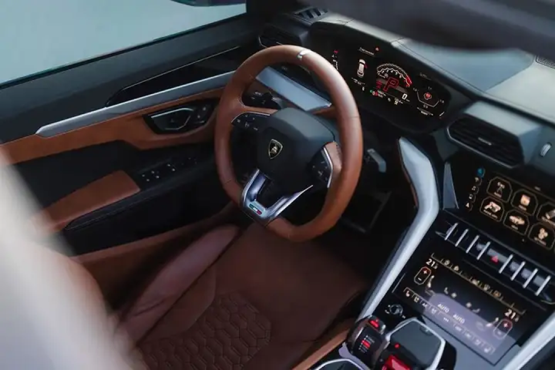 Lamborghini Urus 4.0 V8 S 666CP (5)