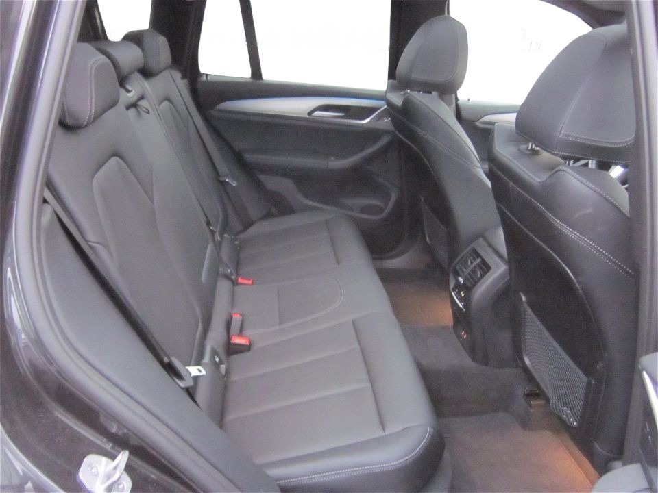 BMW X3 xDrive30e - foto 15