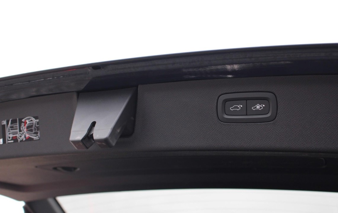 Volvo XC 90 Ultimate Dark Recharge - foto 30