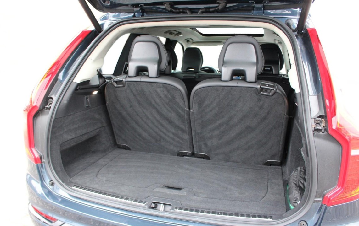 Volvo XC 90 Ultimate Dark Recharge - foto 27