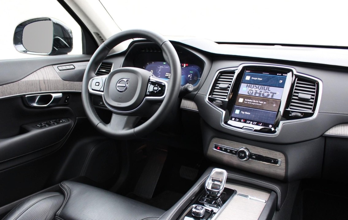 Volvo XC 90 Ultimate Dark Recharge - foto 9