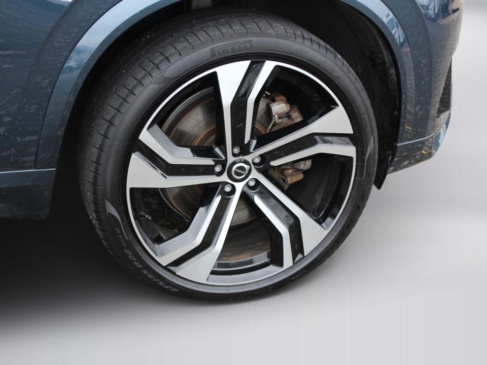 Volvo XC 90 Ultimate Dark Recharge - foto 31