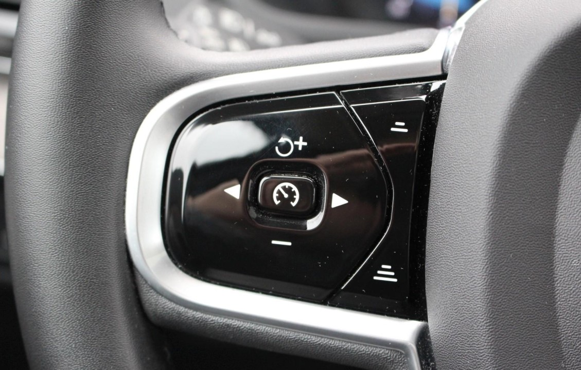 Volvo XC 90 Ultimate Dark Recharge - foto 11