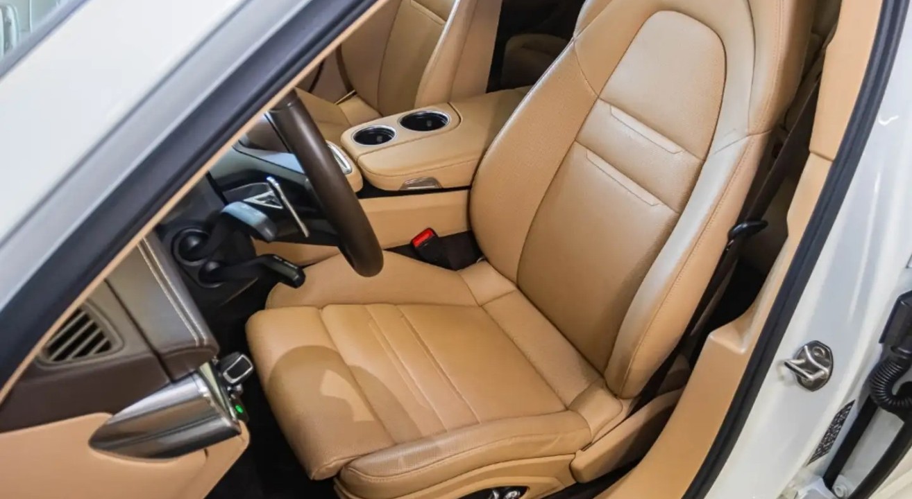 Porsche Panamera 4 E-Hybrid - foto 8