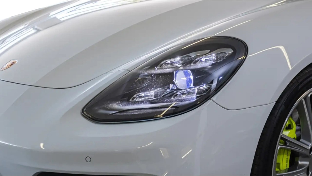 Porsche Panamera 4 E-Hybrid - foto 12