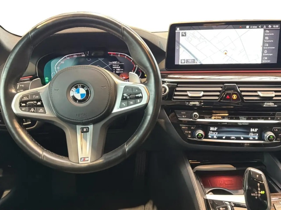 BMW Seria 5 xDrive540i Luxury - foto 10