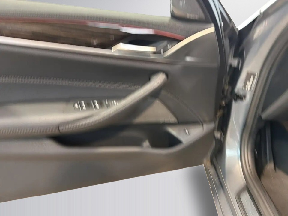 BMW Seria 5 xDrive540i Luxury - foto 16