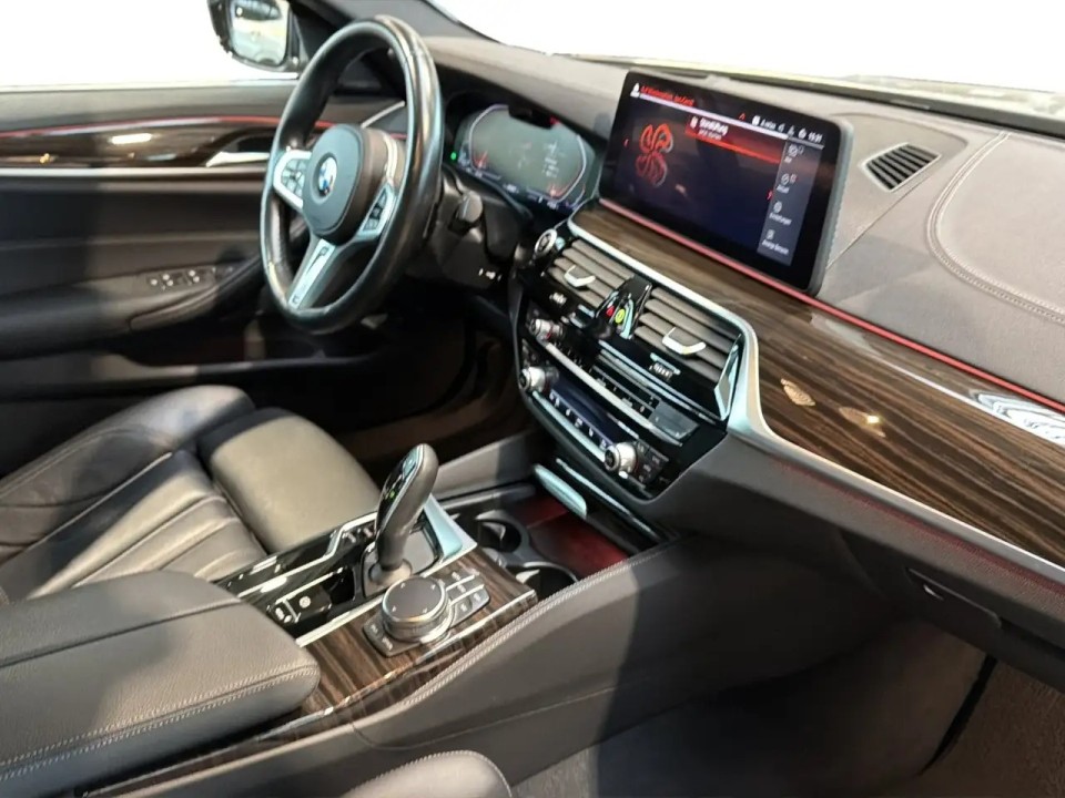BMW Seria 5 xDrive540i Luxury - foto 11