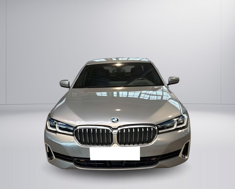 BMW Seria 5 xDrive540i Luxury - foto 8